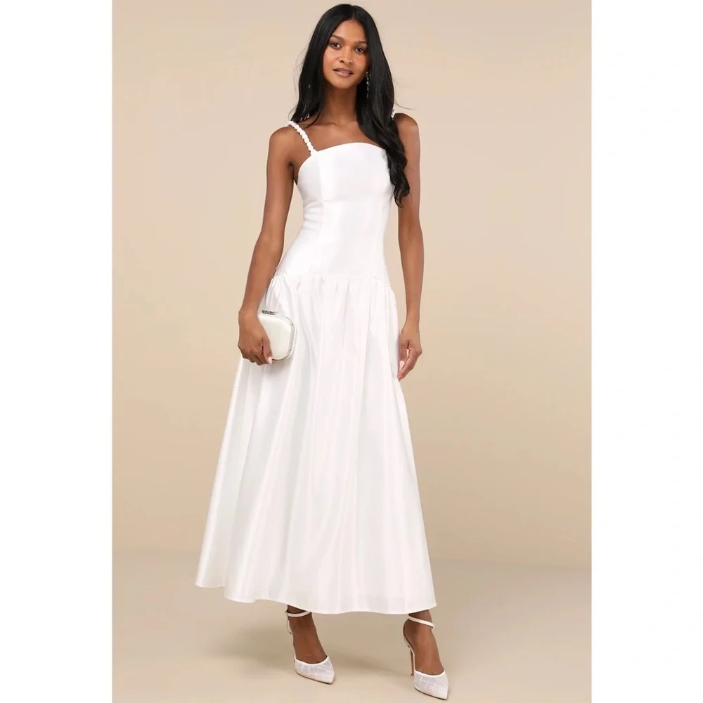 NWT Lulu’s Modern Adoration White Satin Backless Lace-Up Maxi Dress Small - Picture 4 of 13
